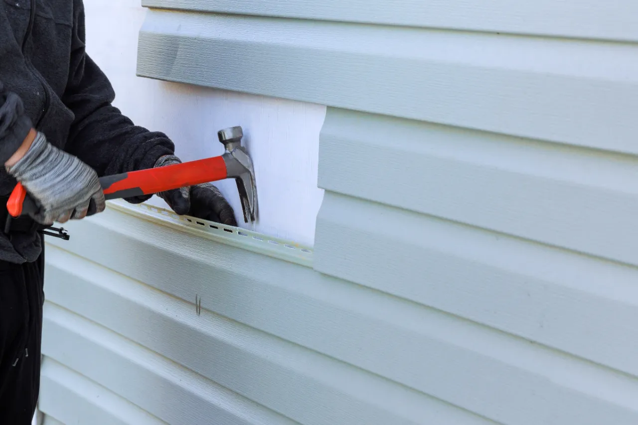 Siding repair in Connecticut by SG Painting LLC